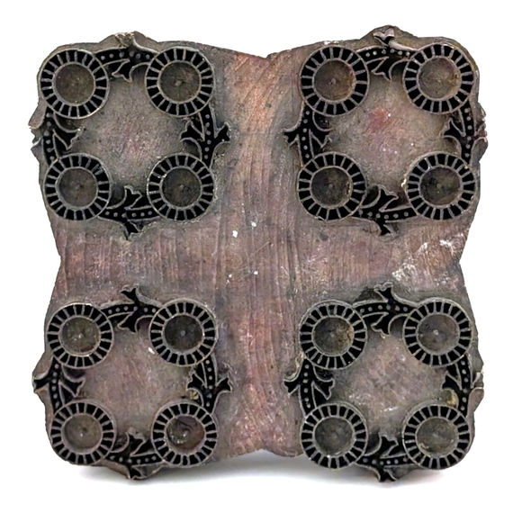 Wooden Textile Block for Printing Fabrics – India – Early 20th Century - Picture 1 of 3